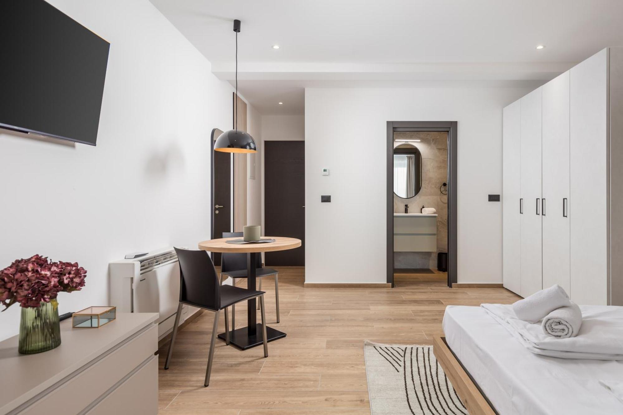 Belinda Apartments With Balcony Opatija Exterior photo