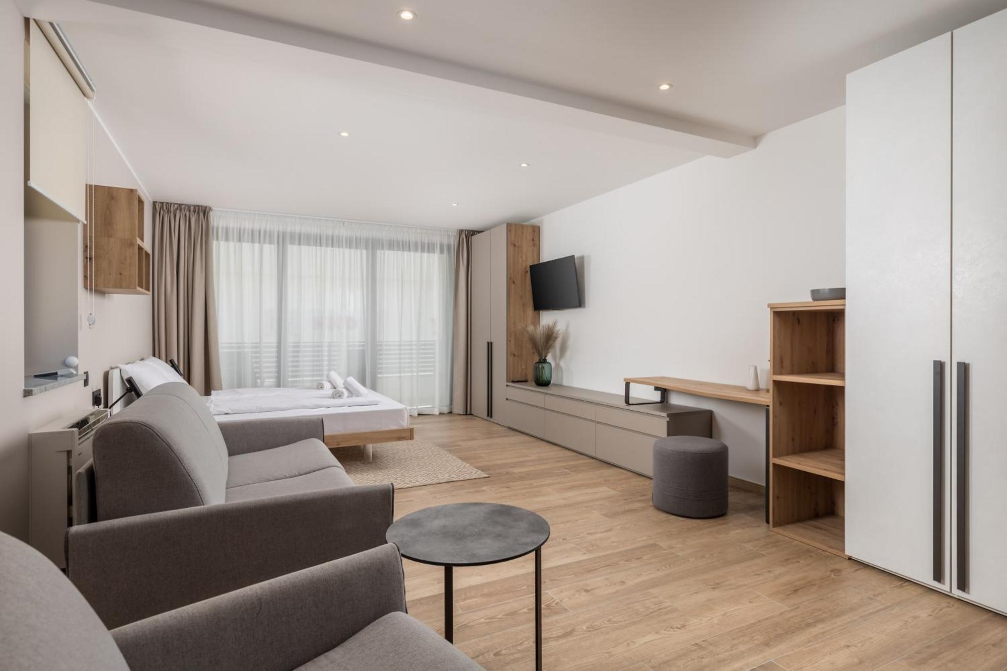 Belinda Apartments With Balcony Opatija Exterior photo